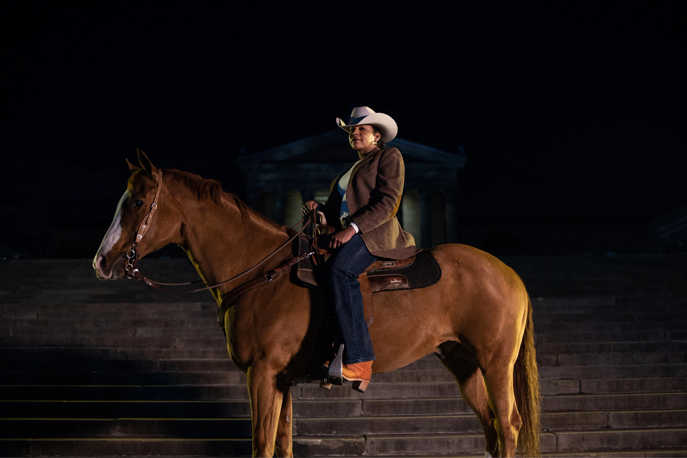 Concrete Cowgirl, Philadelphia, U.S.A.-Erin wears style no. 3404