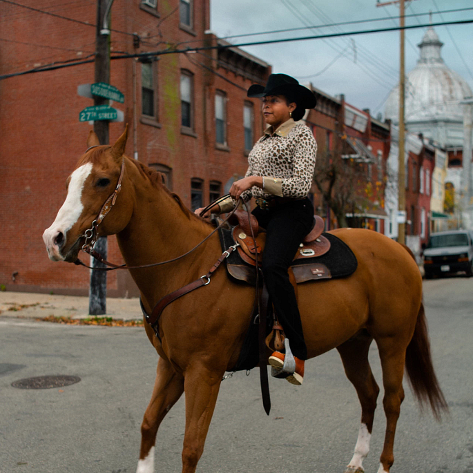 Erin wears style no. 3375